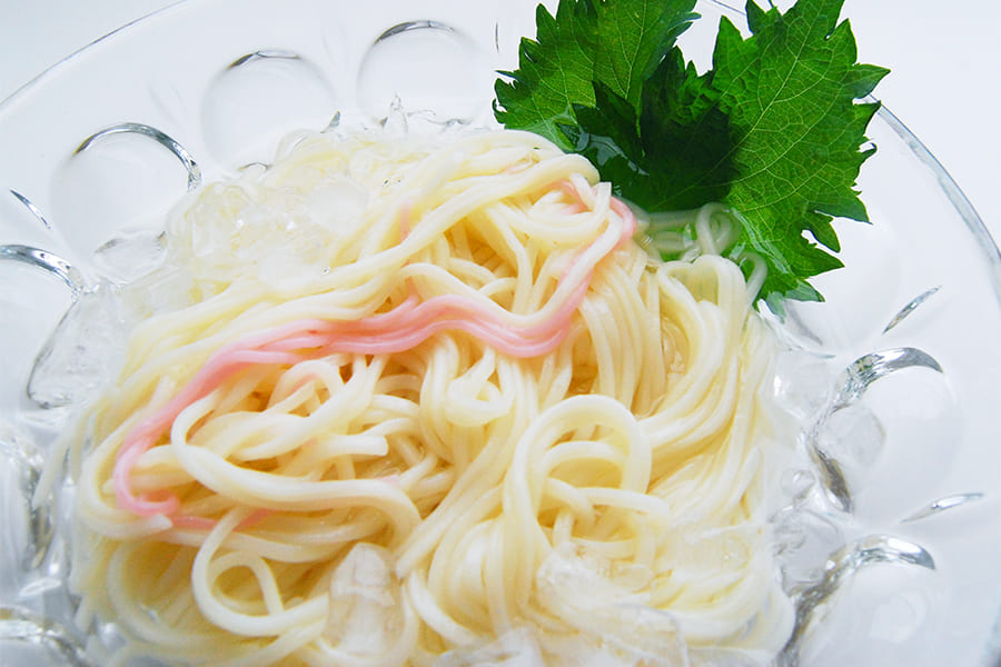【夏季限定】紅花入り生ひやむぎ