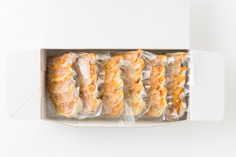 ひろしの職人焼き餃子(特製餃子・もちチーズ餃子・えび餃子)