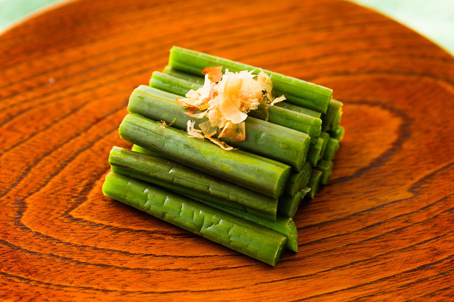 朝穫り山菜 わらび