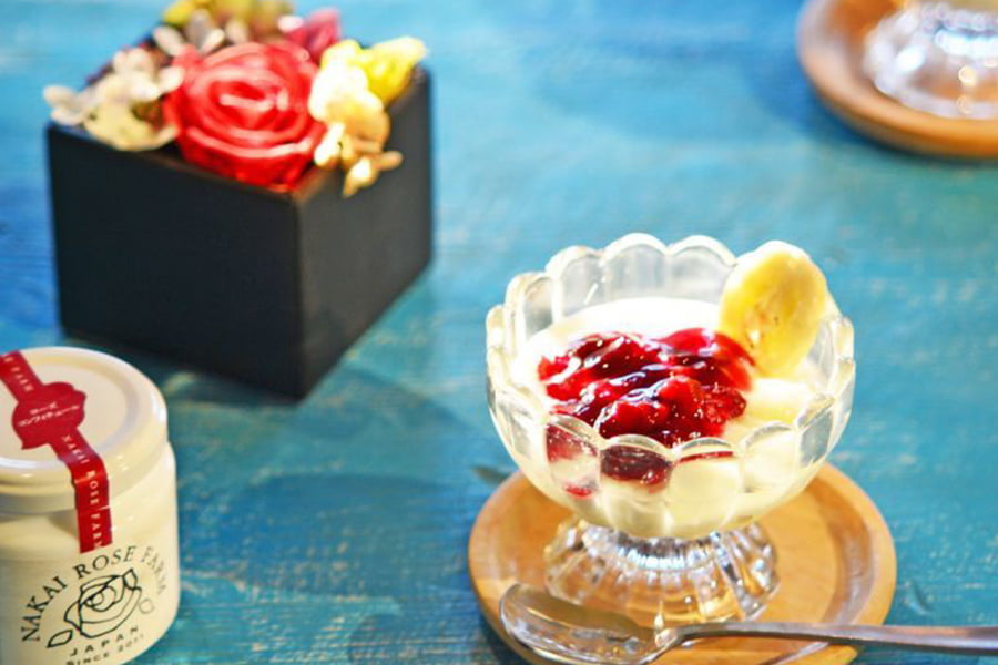 【母の日ギフト】バラのコンフィチュールとアーティフィシャルフラワーのセット／ナカイローズファーム