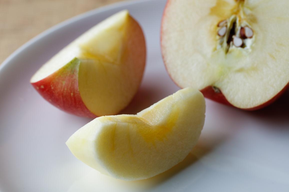 葉っぱはりんごの栄養の素 葉とらずりんご の美味しさを全国に届ける4代目の情熱 ぐるすぐり 情熱の目線