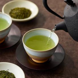 「茶審査技術十段（最高位）」に認定されている茶師・酢田氏が厳選した極上の逸品。