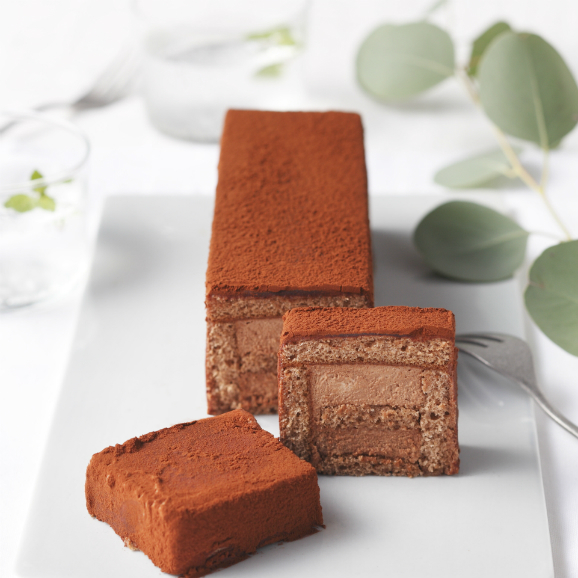 手提げ付き 生チョコレートケーキ クール冷凍 オッジ 目黒本店の通販 お取り寄せなら ぐるすぐり