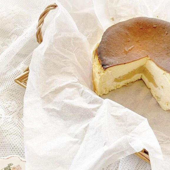 プリンセス バスク アップルケーキ Princess Cheese Factoryの通販 お取り寄せなら ぐるすぐり