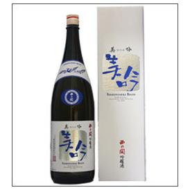 西の関　美吟　吟醸酒　1800ml瓶　萱島酒造　大分県　化粧箱入