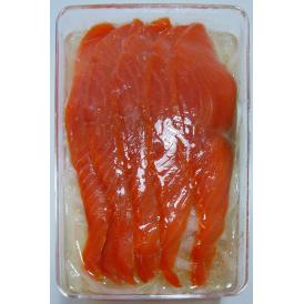 紅鮭スモークをふんだんに使った、サーモンデリ中村屋自慢のサーモンマリネです。