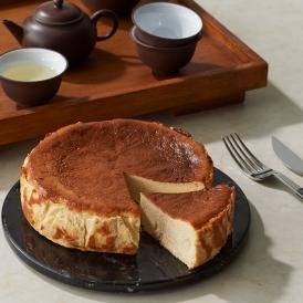 人気のあるものを製品化した「エスサワダ 式 山椒香るバスクチーズケーキ」