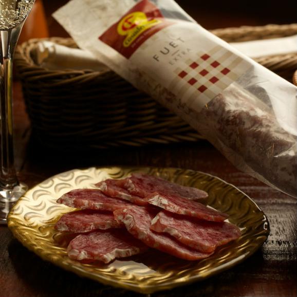 スペイン産白カビ熟成サラミ フエ エクストラ 175g 3本 送料無料 月島スペインクラブの通販 お取り寄せなら ぐるすぐり