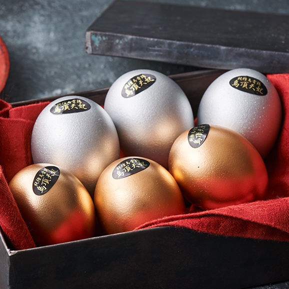 烏骨鶏ゴールデンエッグ 黄金 白銀 セット 燻製卵 烏骨鶏本舗の通販 お取り寄せなら ぐるすぐり