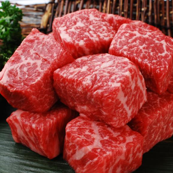 松阪牛 モモ肉 角切りステーキ 100g 4パック 特選松阪牛専門店やまとの通販 お取り寄せなら ぐるすぐり